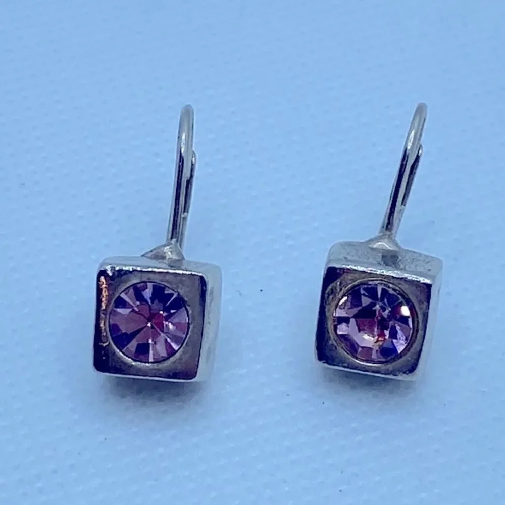 💛 Y2K Silver Plated Square Pink Rhinestone Hook Back Earrings - Picture 4 of 7